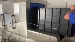 Lavadora automática de cajas